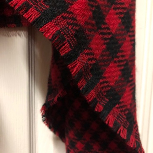 Red and Black Plaid Waterfall Reversible Vest - Picture 3 of 6